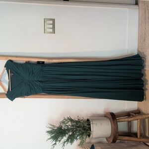 Vera Wang Forest Green Maxi Dress